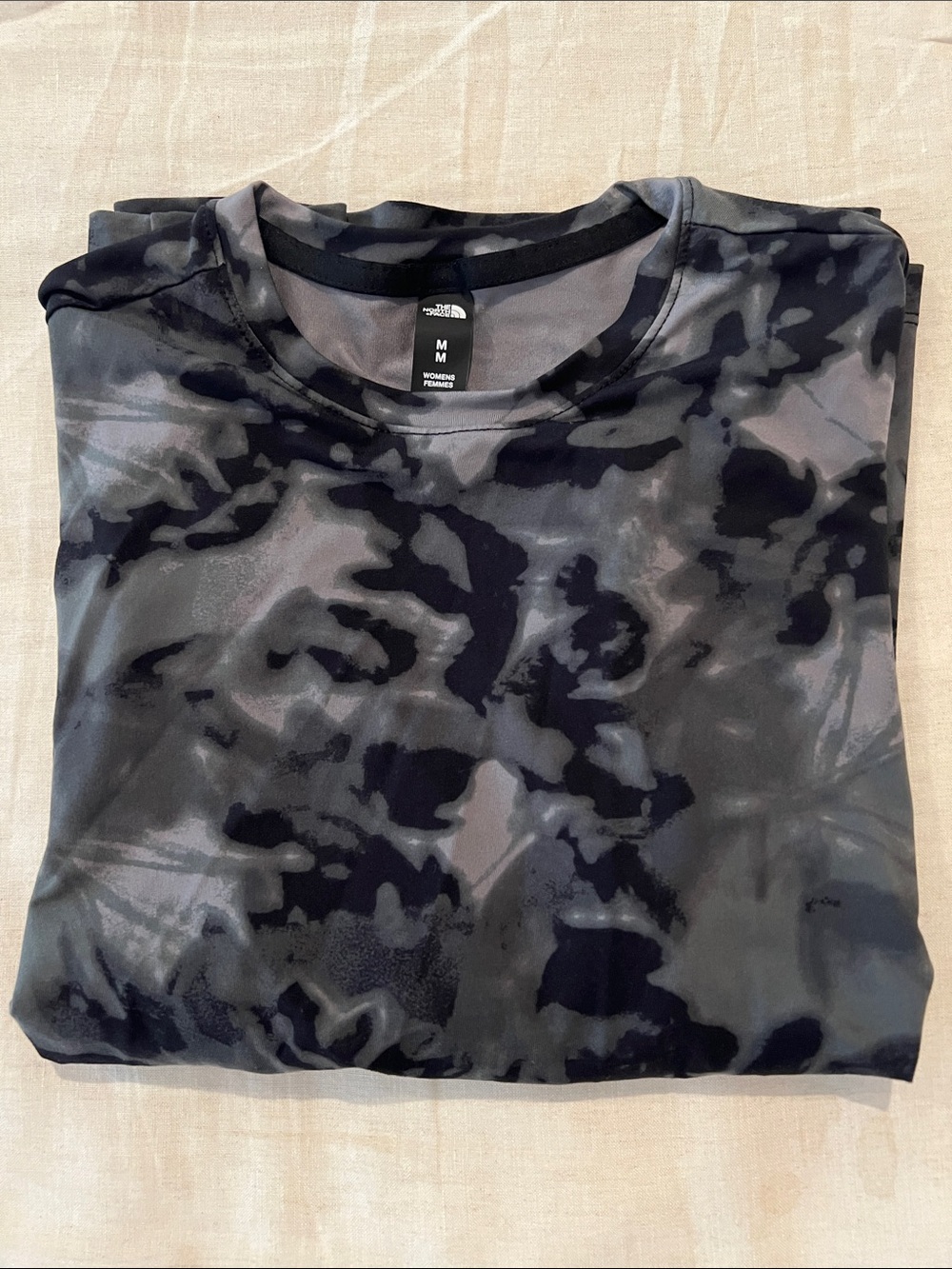 The North Face Men's Black and Gray Camo Short Sleeve Tee